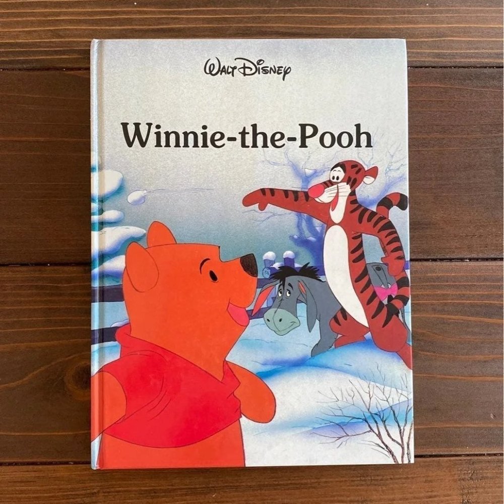 Vintage Walt Disney Winnie the Pooh Hardcover Book 1986